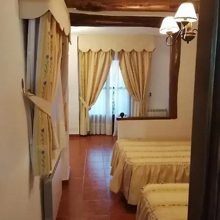 Guest house Ruta De Nieves 2*