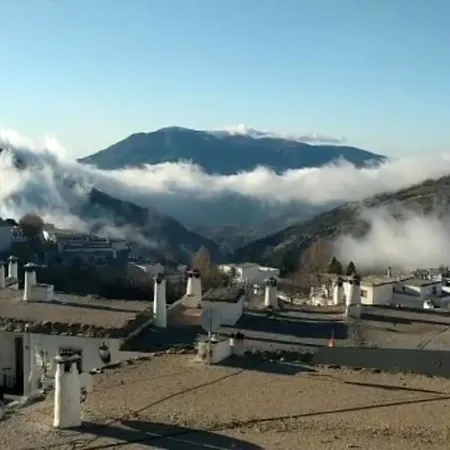 Ruta De Nieves Πανσιόν Capileira