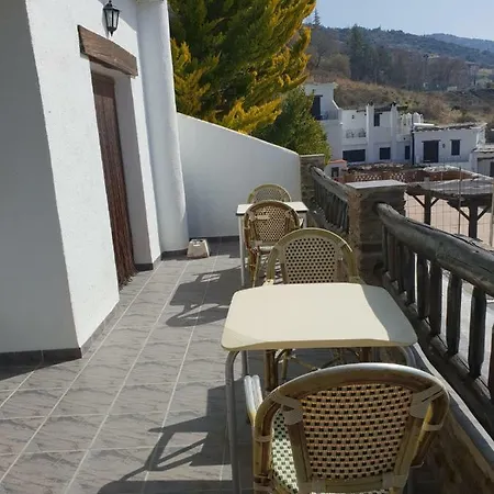 Ruta De Nieves Guest house Capileira